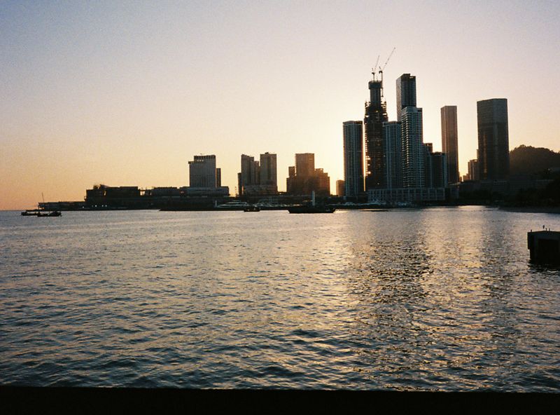 R1-00945-0028_01.jpg